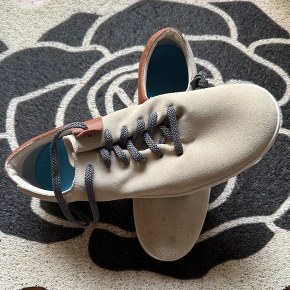 Public Sole Men's Tan and Brown Casual Shoes Sample - Picture 4 of 5